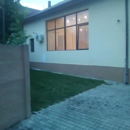 Gasthuis Casa Ovi Si Simo Haţeg